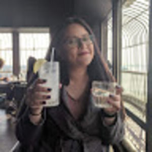 Meet your Posher, Angela